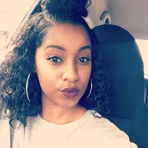 Meet your Posher, Tiera